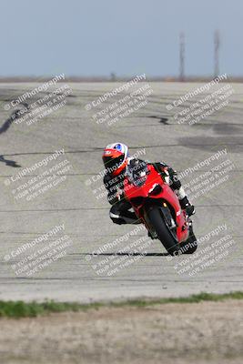 media/Feb-29-2024-TrackDaz (Thu) [[55f5738192]]/A Group/12pm (Outside Grapevine)/